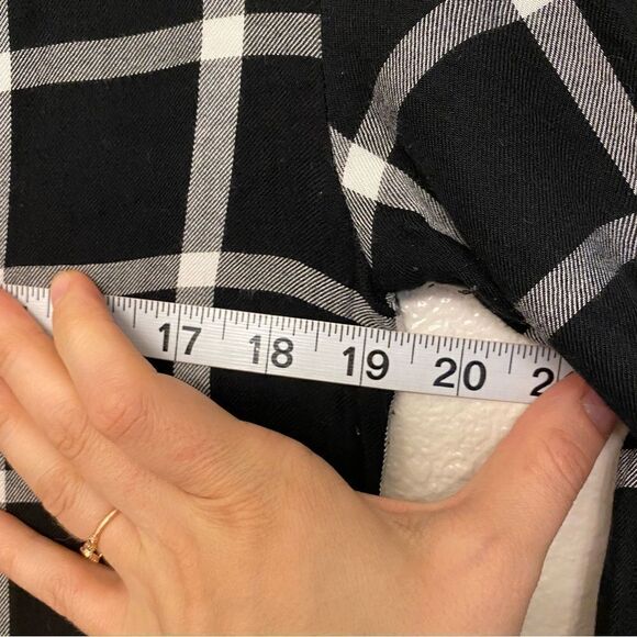 Old Navy woman’s black white Plaid Flannel tunic button pullover shirt dress S - Picture 10 of 10
